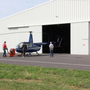 hangarer i stål for helikoptere